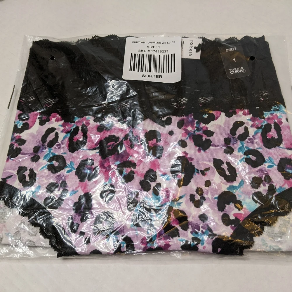✨NWT✨Final Price Torrid Wide Lace Trim Cheeky Panty - Picture 5 of 5